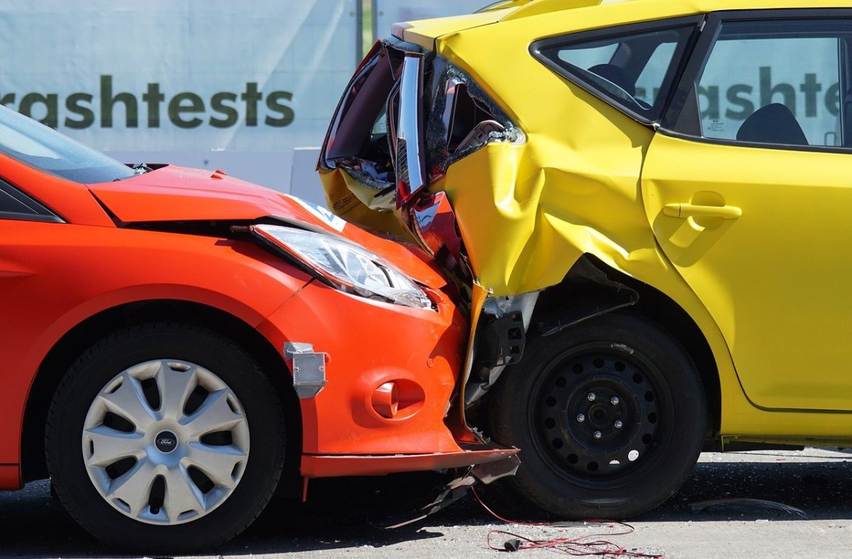 Zazwyczaj polisa ubezpieczenia dotyczy wypłatę odszkodowania w wypadku…